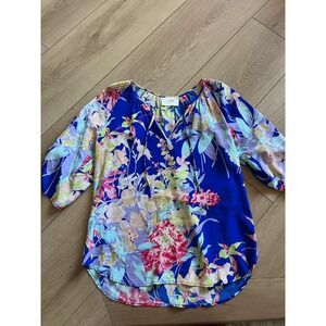 Yumi Kim Floral‎ Print Blouse Women's Small Tie Neck 3/4 Sleeve